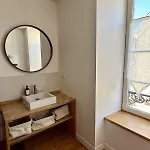 Le Vieux Cedre, Garden & Woodfire *