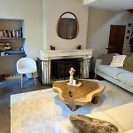 Le Vieux Cedre, Garden & Woodfire Appartement *