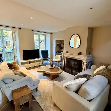 Appartement Le Vieux Cedre, Garden & Woodfire *