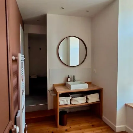 Appartement Le Vieux Cedre, Garden & Woodfire