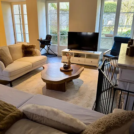 Le Vieux Cedre, Garden & Woodfire * Arreau